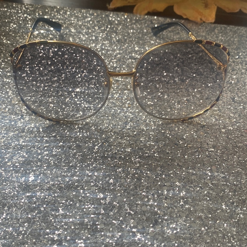 Like new Gucci Sunglasses Authentic🤩